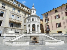 Piazza Bollente, centro storico di Acqui Terme